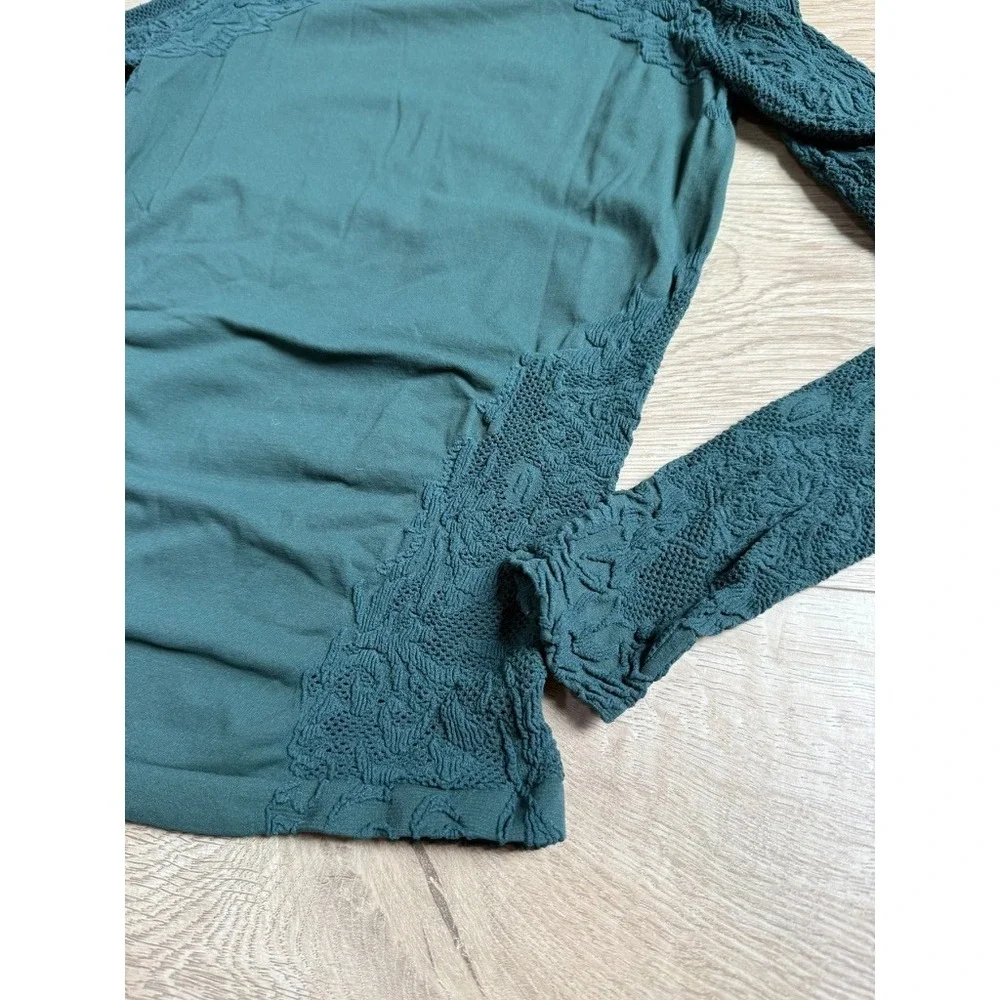 EUC Womens No Turning Back Top Intimantely Free People hunter green USA made M/L